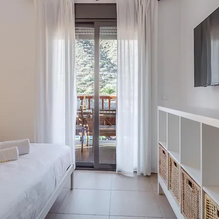 El Mocan Deluxe House - Padel, Pool & Terrace Lägenhet